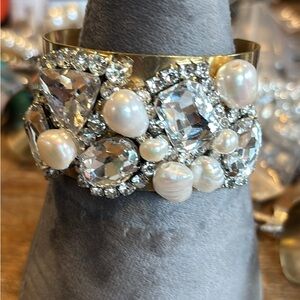Elegant Gold,Silver cuff bracelet with crystal and freshwater pearl